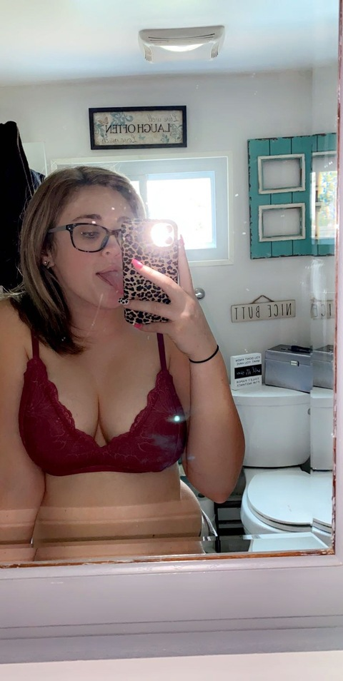 babyliv09 onlyfans leaked picture 1