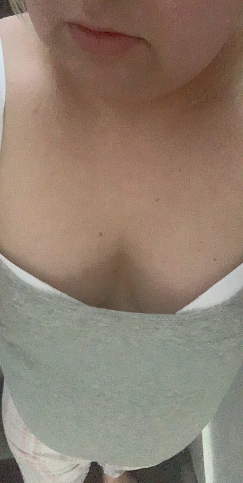 clairejd90 onlyfans leaked picture 1