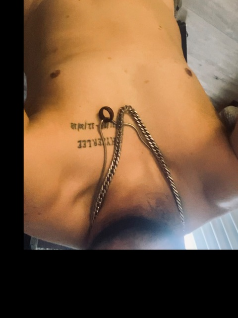 cubanslanger27 onlyfans leaked picture 1