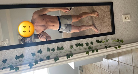 headlessjock onlyfans leaked picture 1