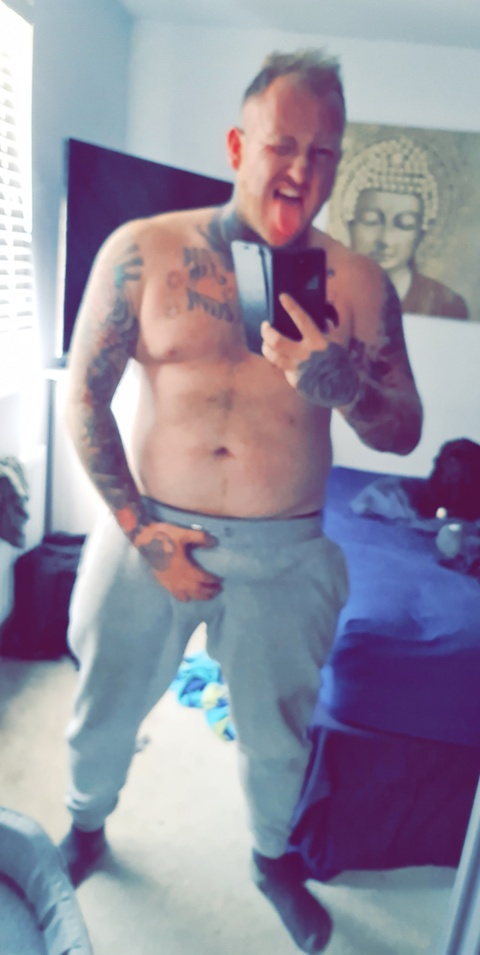 hi-vizking onlyfans leaked picture 1