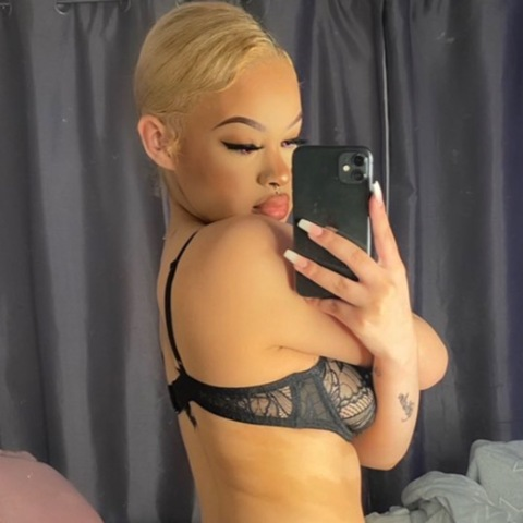 ilovezfree onlyfans leaked picture 1