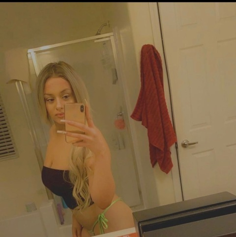 lenaluuvv onlyfans leaked picture 1