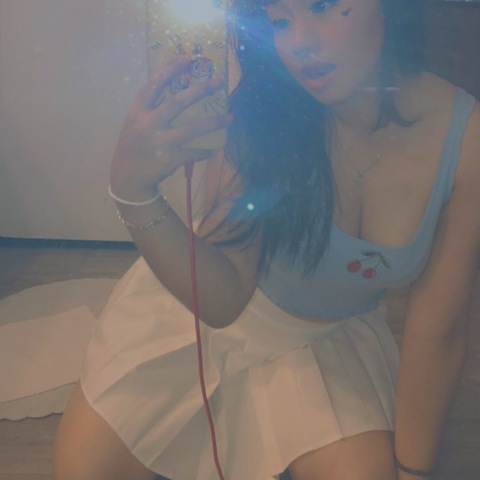 ling.linnx onlyfans leaked picture 1