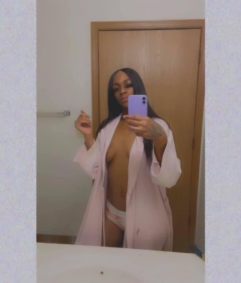 mkeneishaa onlyfans leaked picture 1