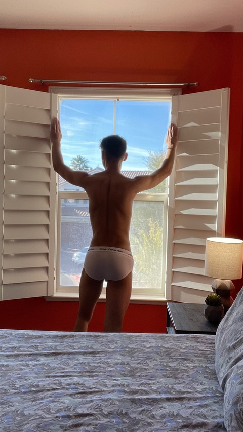 noahbentleyxxx onlyfans leaked picture 1