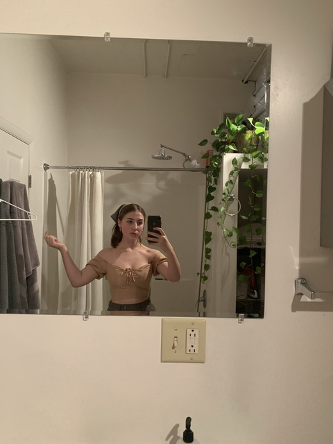 ohio_isnt_real onlyfans leaked picture 1