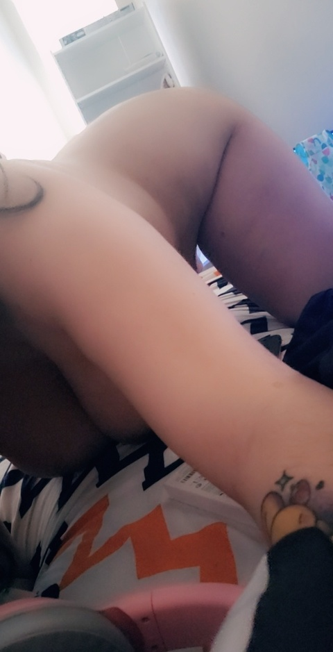 paidrhiannonmarie onlyfans leaked picture 1