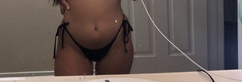 sabrinaoxox onlyfans leaked picture 1