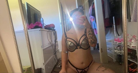 skylajade21 onlyfans leaked picture 1