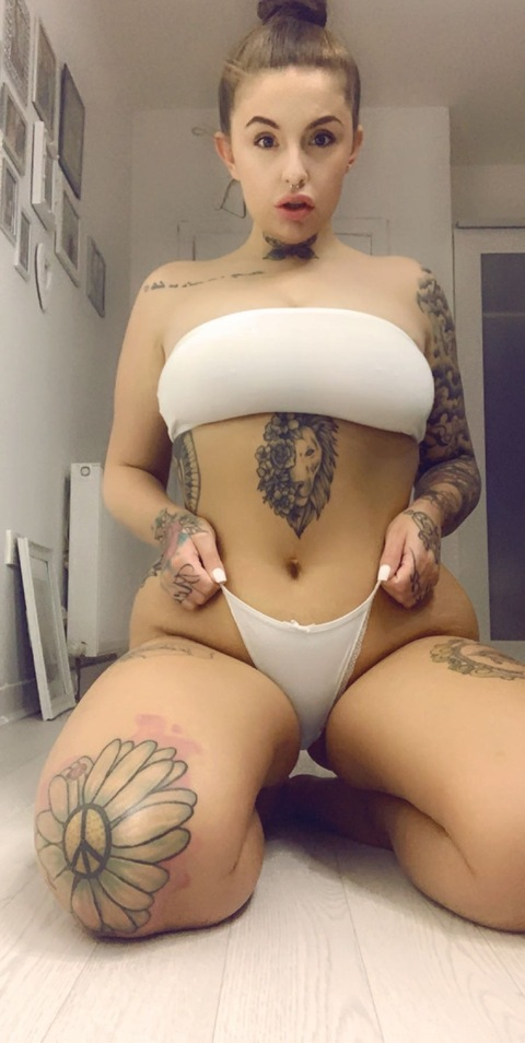 tattsandtoes onlyfans leaked picture 1