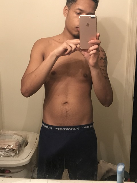 u22077862 onlyfans leaked picture 1