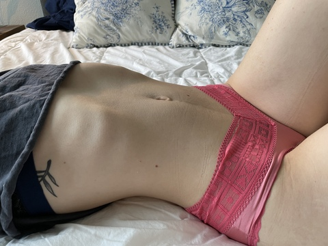 vacant_violet_x onlyfans leaked picture 1